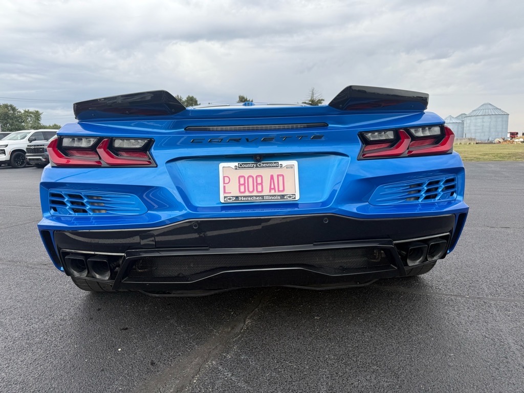2024 Chevrolet Corvette E-Ray 2LZ photo 18