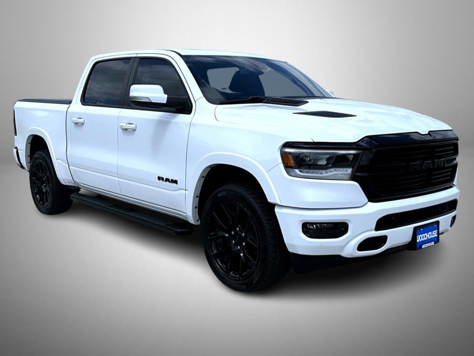 2020 Ram 1500 Laramie photo 3