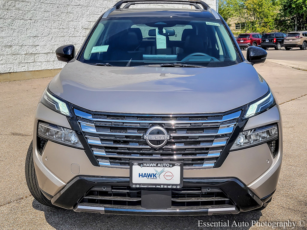 2026 Nissan Rogue Platinum photo 4