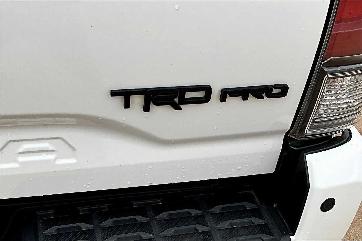 2020 Toyota Tacoma TRD Pro photo 28