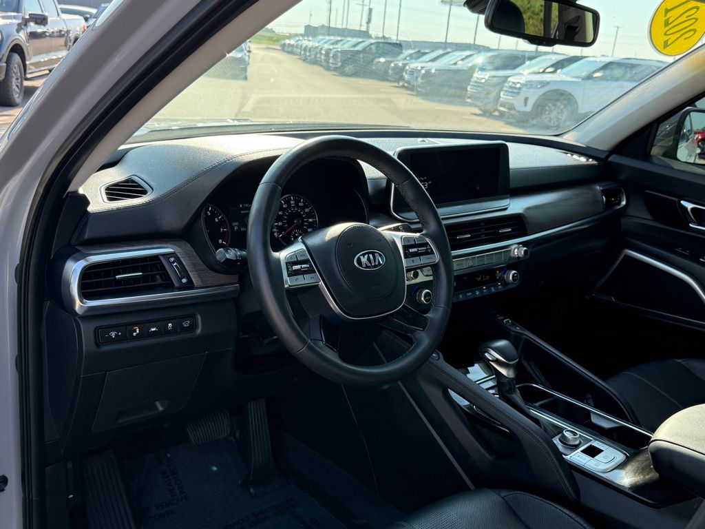 2021 Kia Telluride EX photo 2