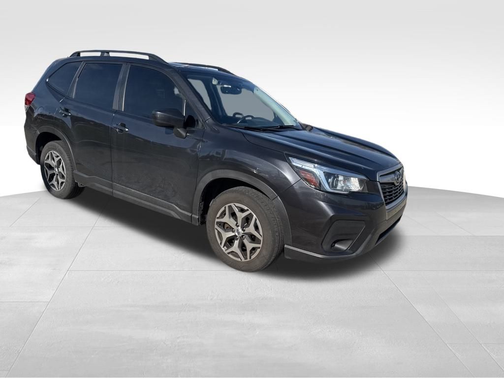 2019 Subaru Forester Premium photo 2