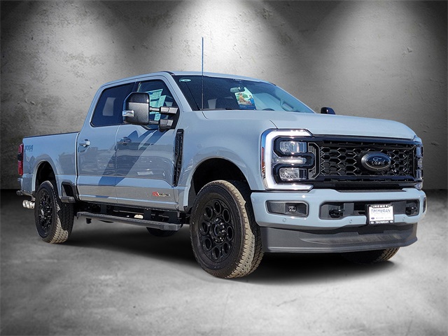 2026 Ford F-250 Lariat photo 2