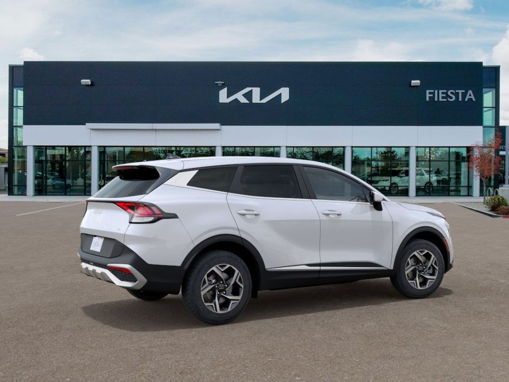 2025 Kia Sportage LX photo 7