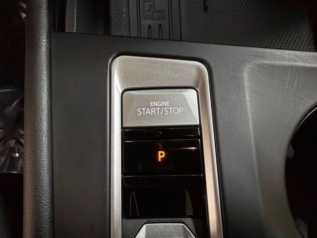 2025 Volkswagen Atlas SE photo 22
