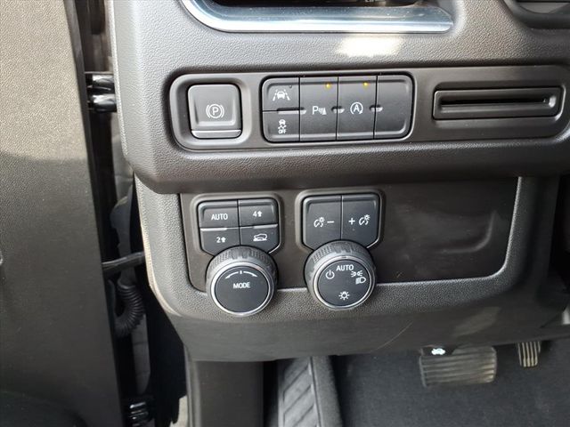 2024 Chevrolet Tahoe RST photo 18