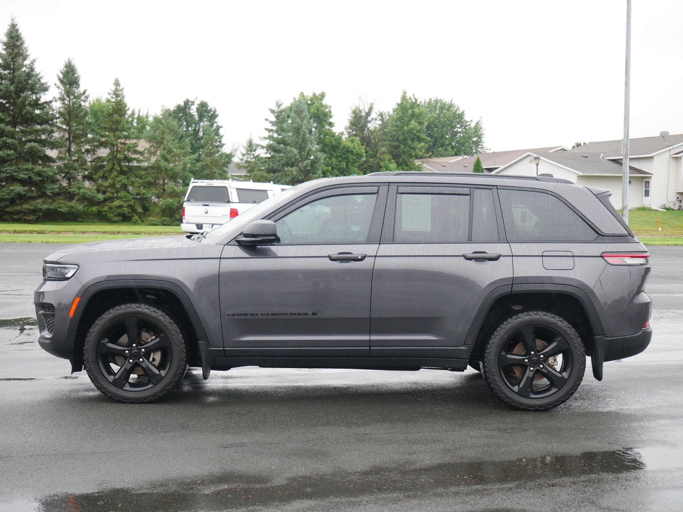 Used 2024 Jeep Grand Cherokee Altitude with VIN 1C4RJHAG3RC705126 for sale in Hastings, Minnesota