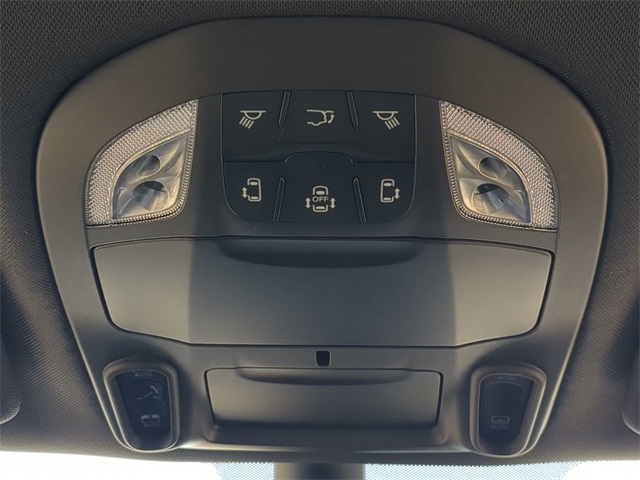 2026 Chrysler Pacifica Limited photo 19