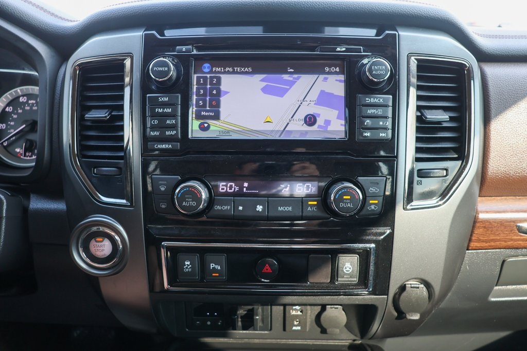2016 Nissan Titan Platinum Reserve photo 12