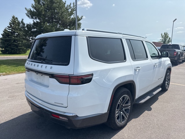 2022 Jeep Wagoneer Series III photo 18