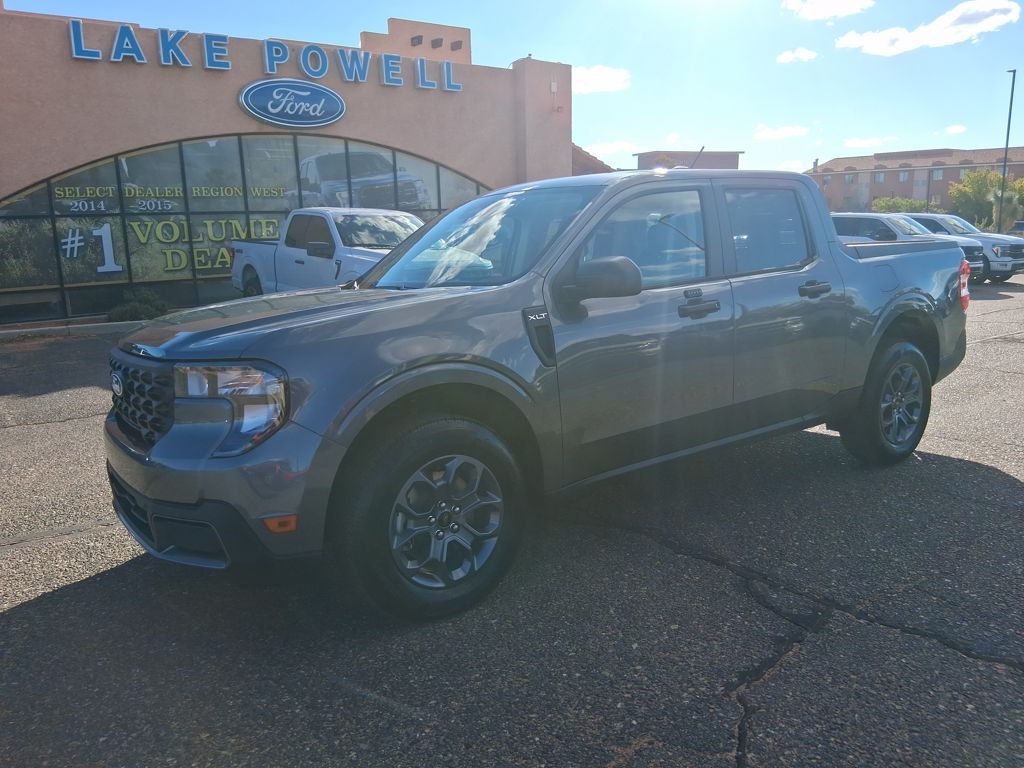 2025 Ford Maverick XLT's photo