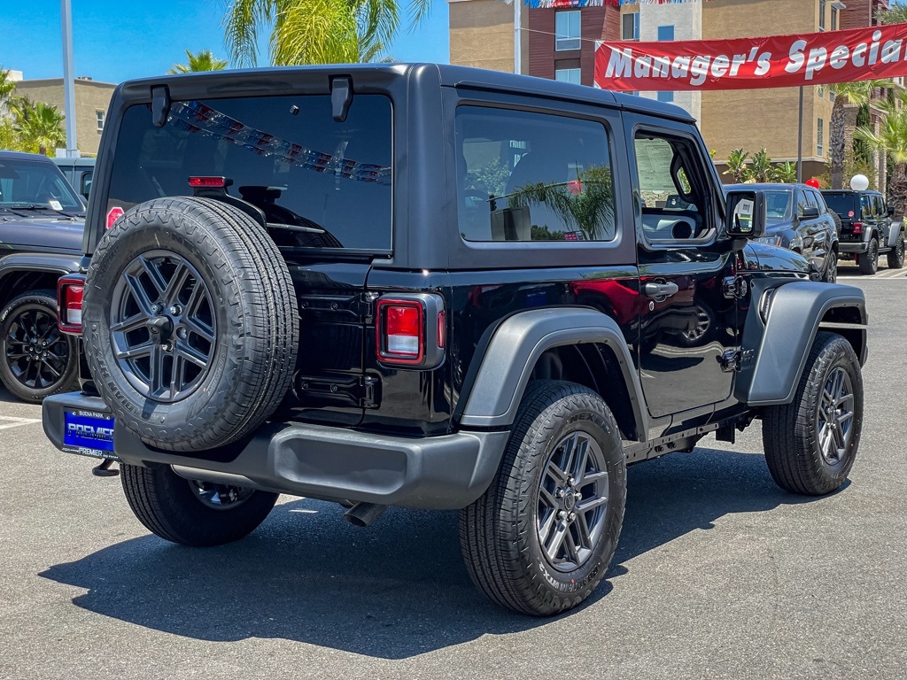 2025 Jeep Wrangler Sport S photo 3
