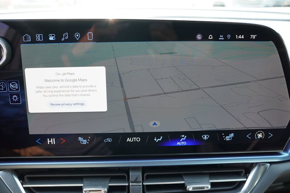 2026 Chevrolet Equinox EV 1LT photo 13