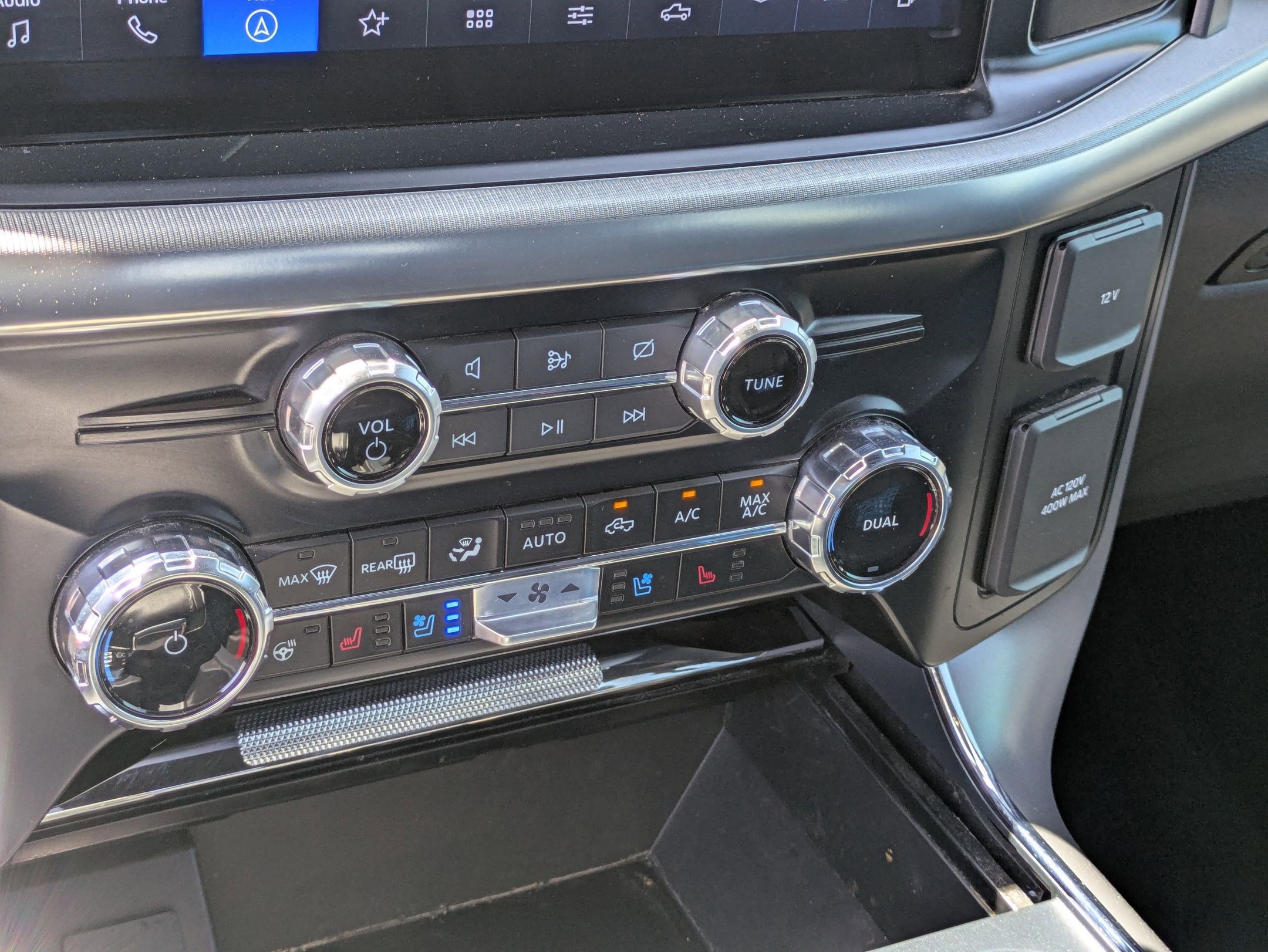 2024 Ford F-150 Lariat photo 21