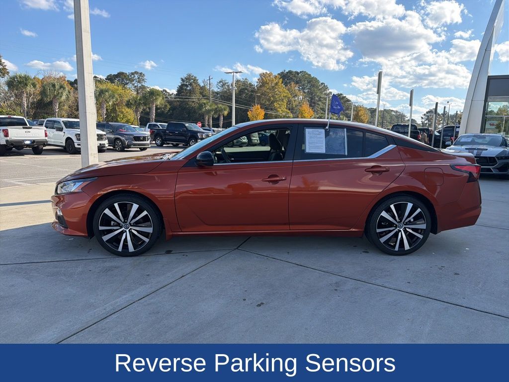 2022 Nissan Altima 2.5 SR photo 4