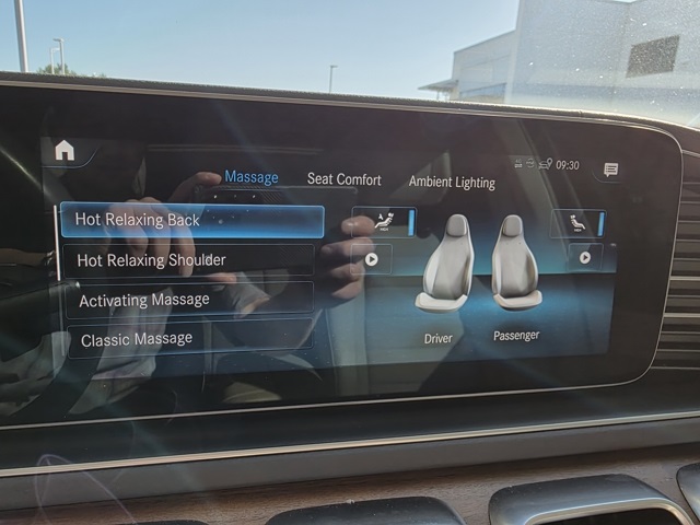 2020 Mercedes Benz GLE 450 4MATIC photo 2