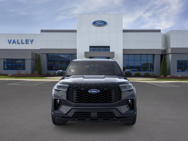 2025 Ford Explorer ST-Line photo 3