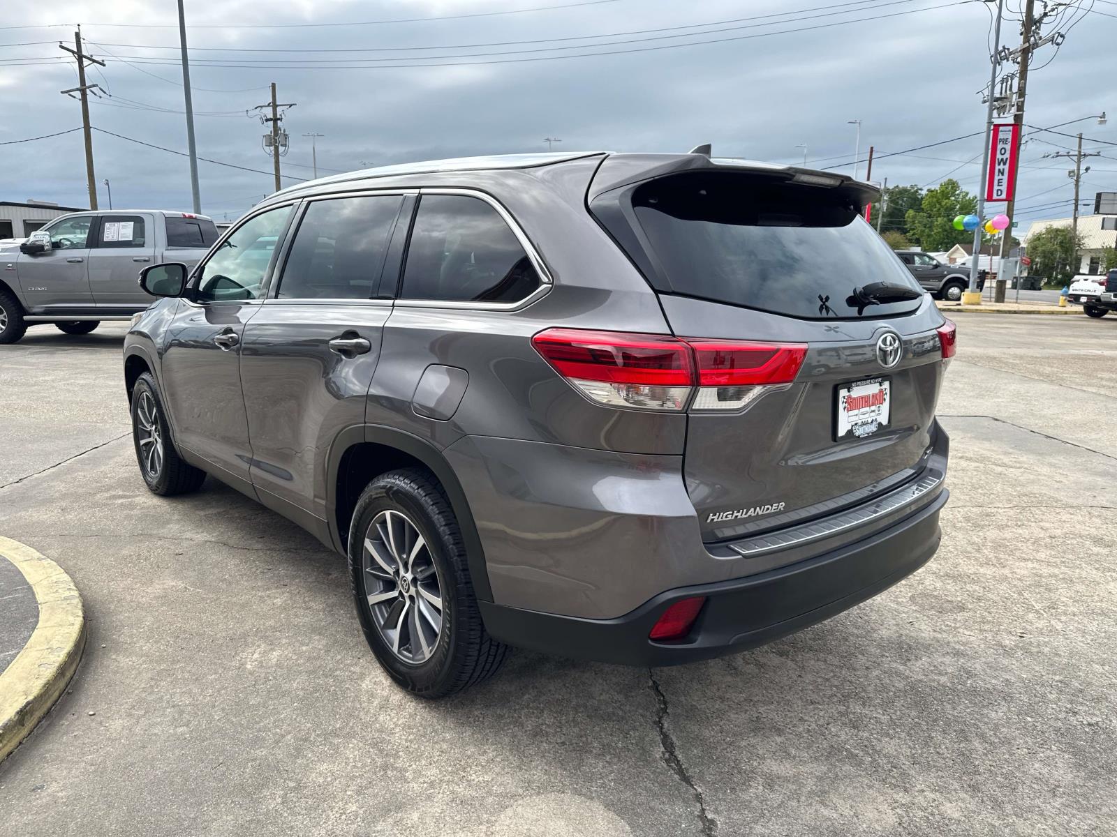 2019 Toyota Highlander XLE photo 4