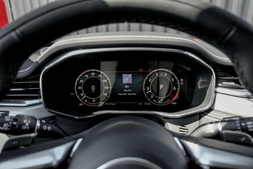 2025 Jaguar F-PACE P400 R-Dynamic S photo 11