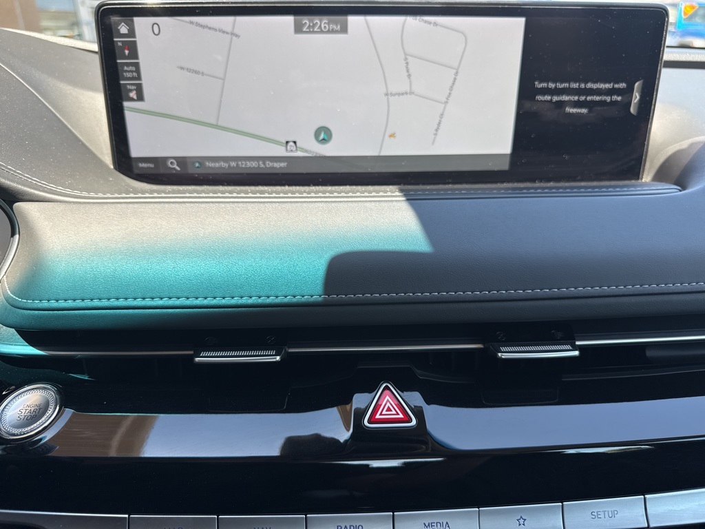 2024 Genesis G80 2.5T photo 17
