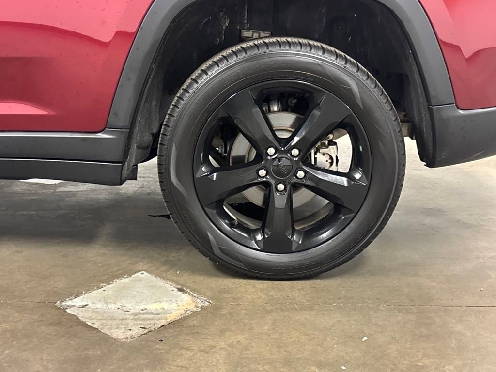 2023 Jeep Grand Cherokee Altitude photo 8