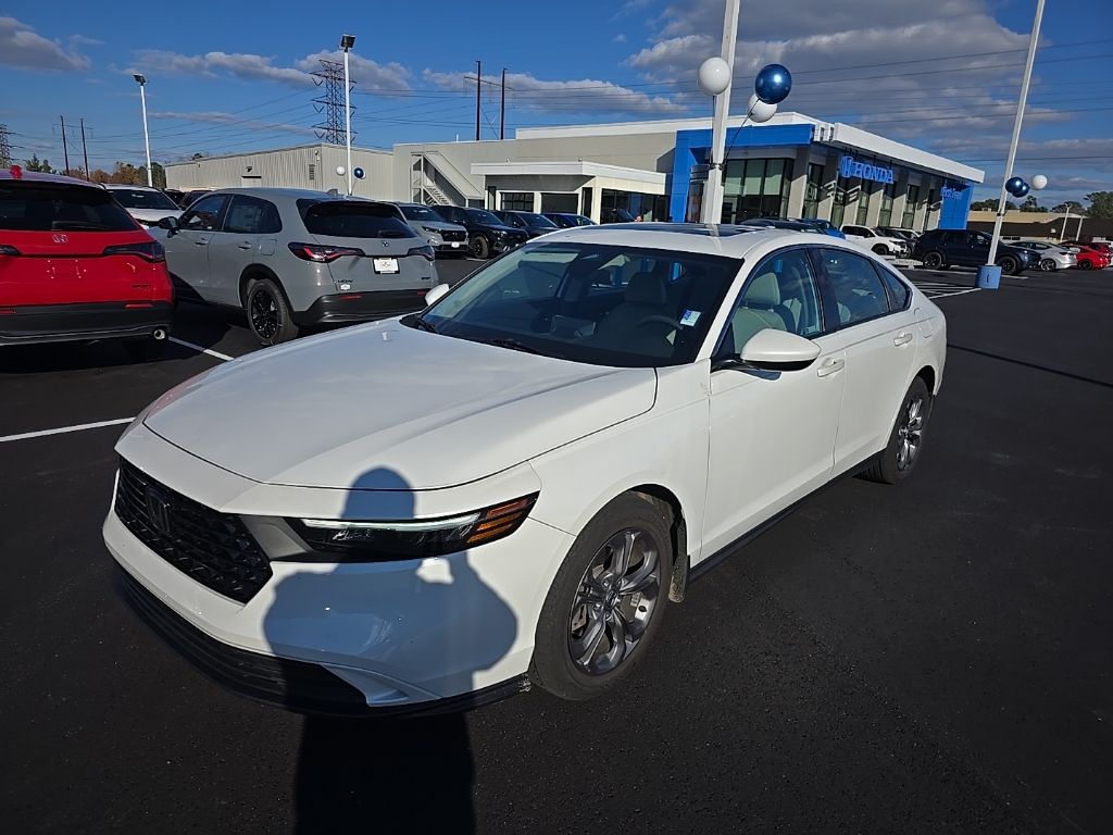 2023 Honda Accord EX photo 2