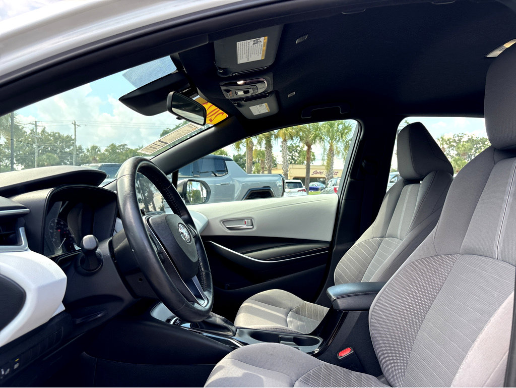 2023 Toyota Corolla SE photo 16