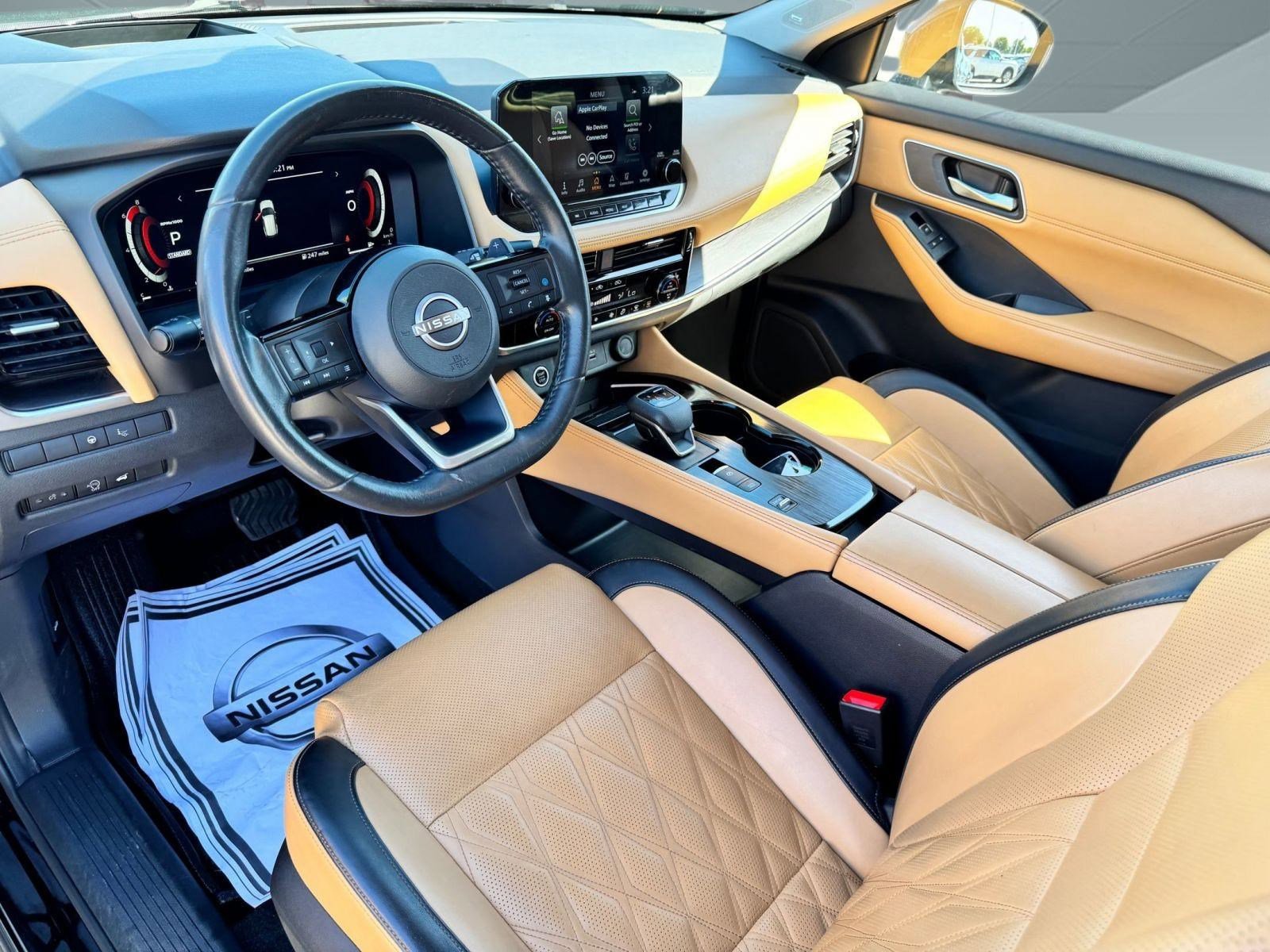 2023 Nissan Rogue Platinum photo 3