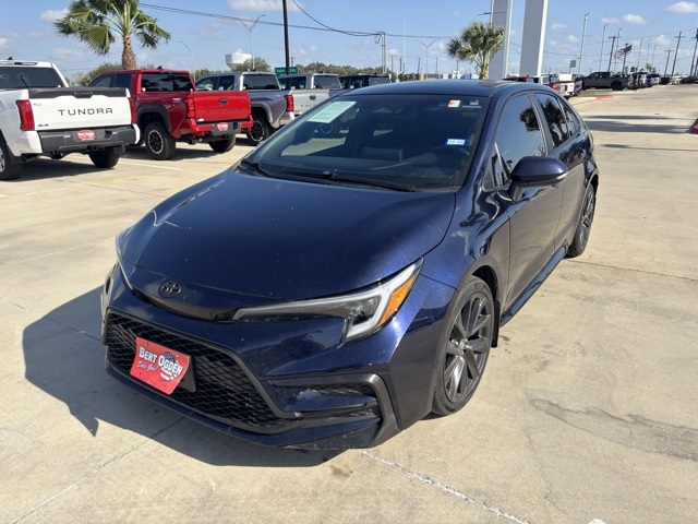 2023 Toyota Corolla SE photo 3