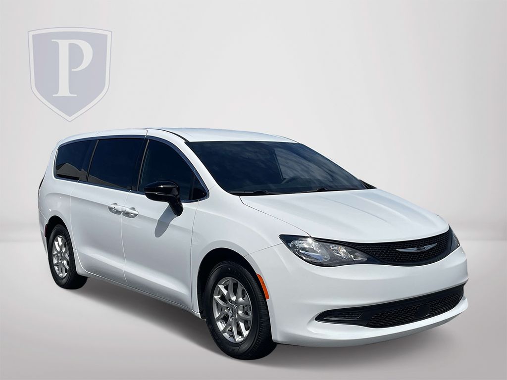 2025 Chrysler Voyager