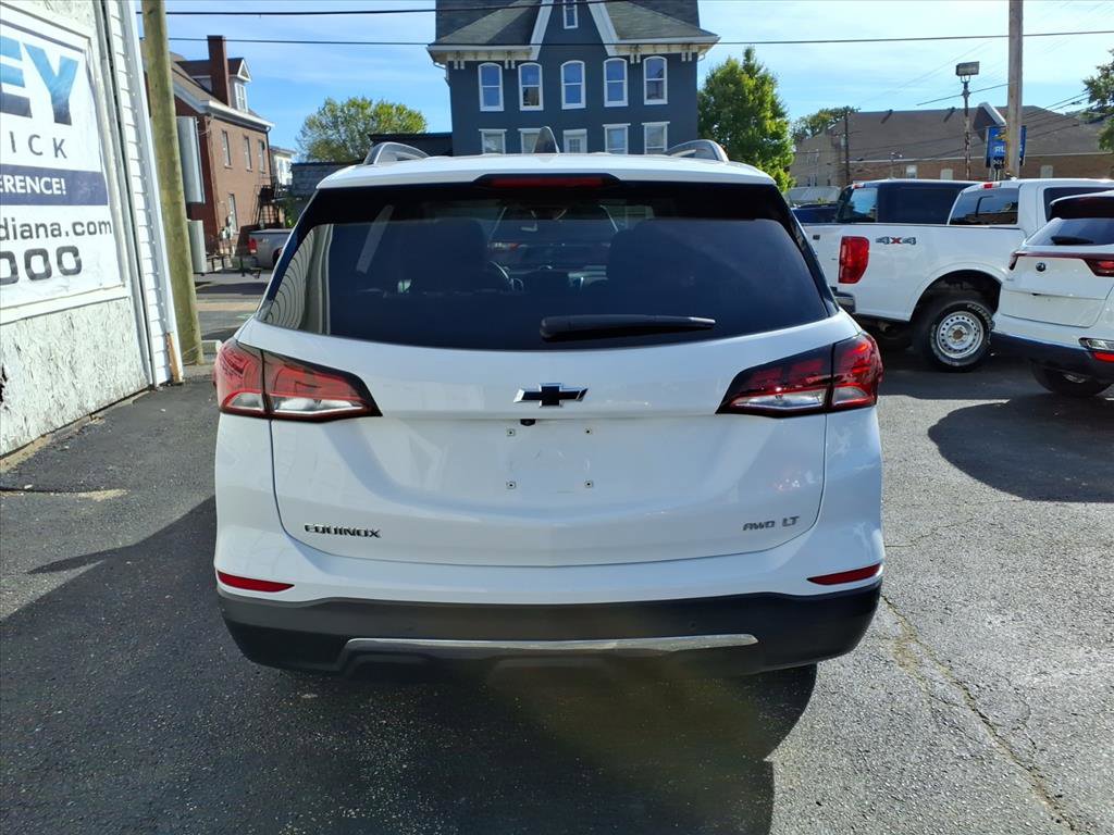 2024 Chevrolet Equinox LT photo 3