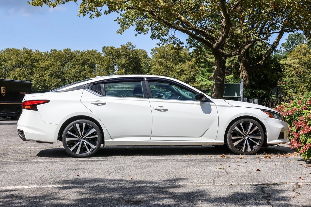 2020 Nissan Altima 2.5 SR photo 6