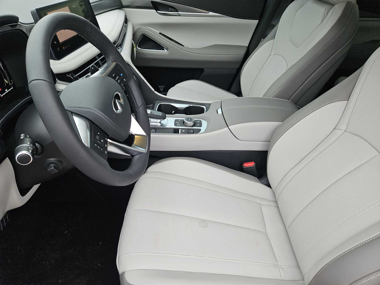 2026 Infiniti QX60 Luxe AWD photo 8
