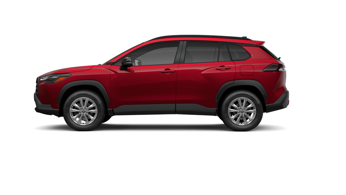 2026 Toyota Corolla Cross LE photo 4