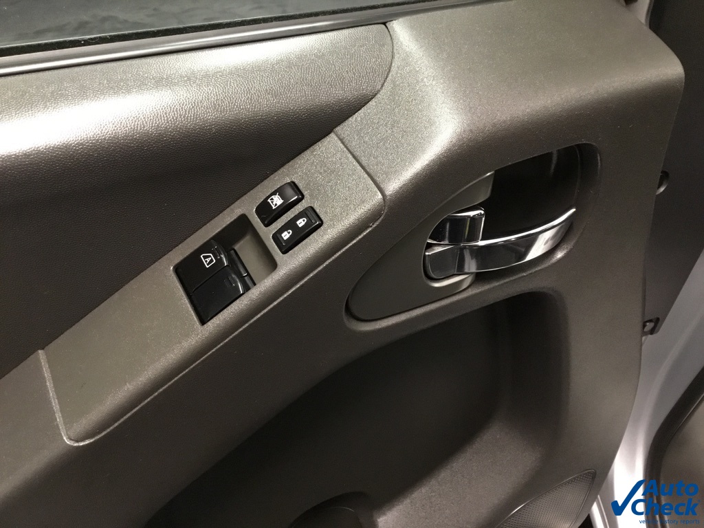 2018 Nissan Frontier SV photo 30