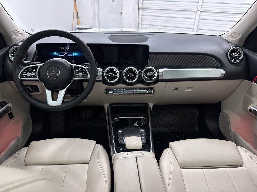 2021 Mercedes Benz GLB 250 photo 20