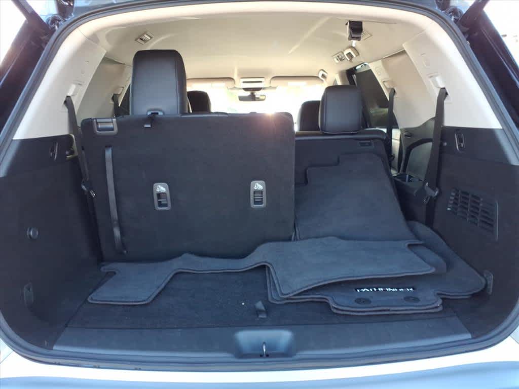 2025 Nissan Pathfinder SL photo 14