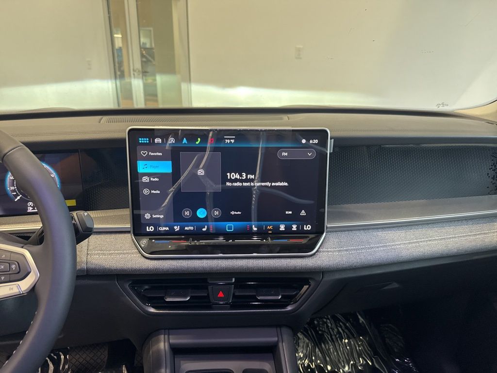 2025 Volkswagen Tiguan S photo 21