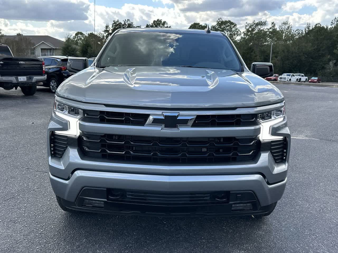 2026 Chevrolet Silverado 1500 RST photo 2