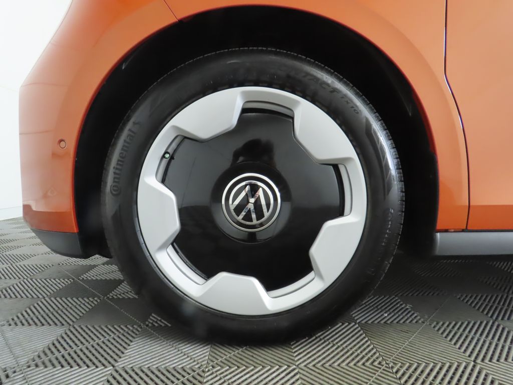 2025 Volkswagen ID. Buzz Pro Plus photo 30
