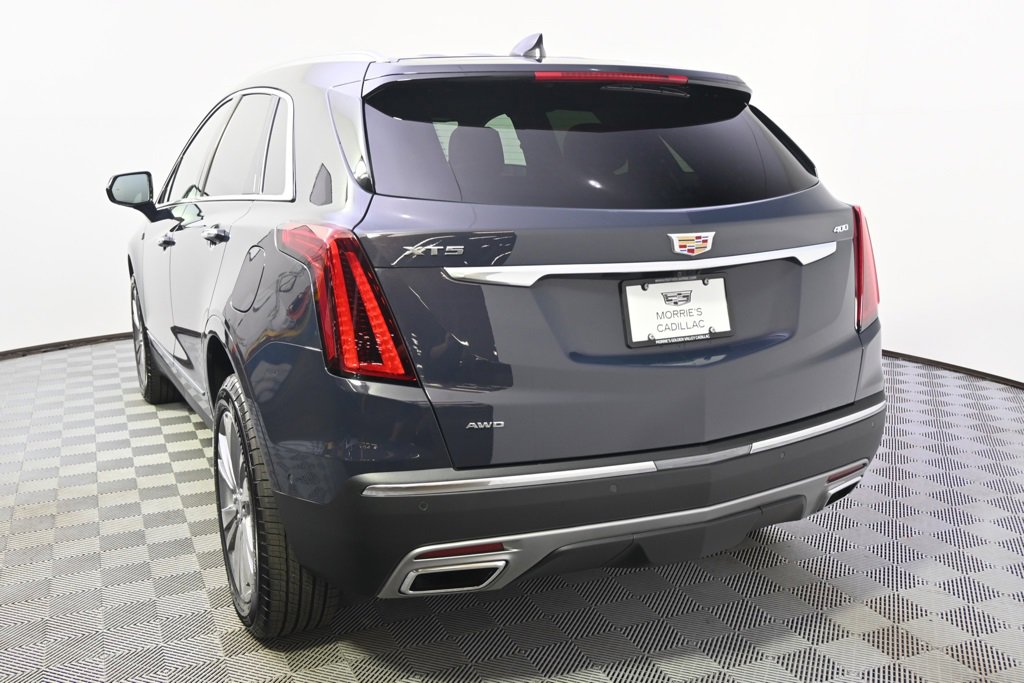 2025 Cadillac XT5 Premium Luxury photo 2