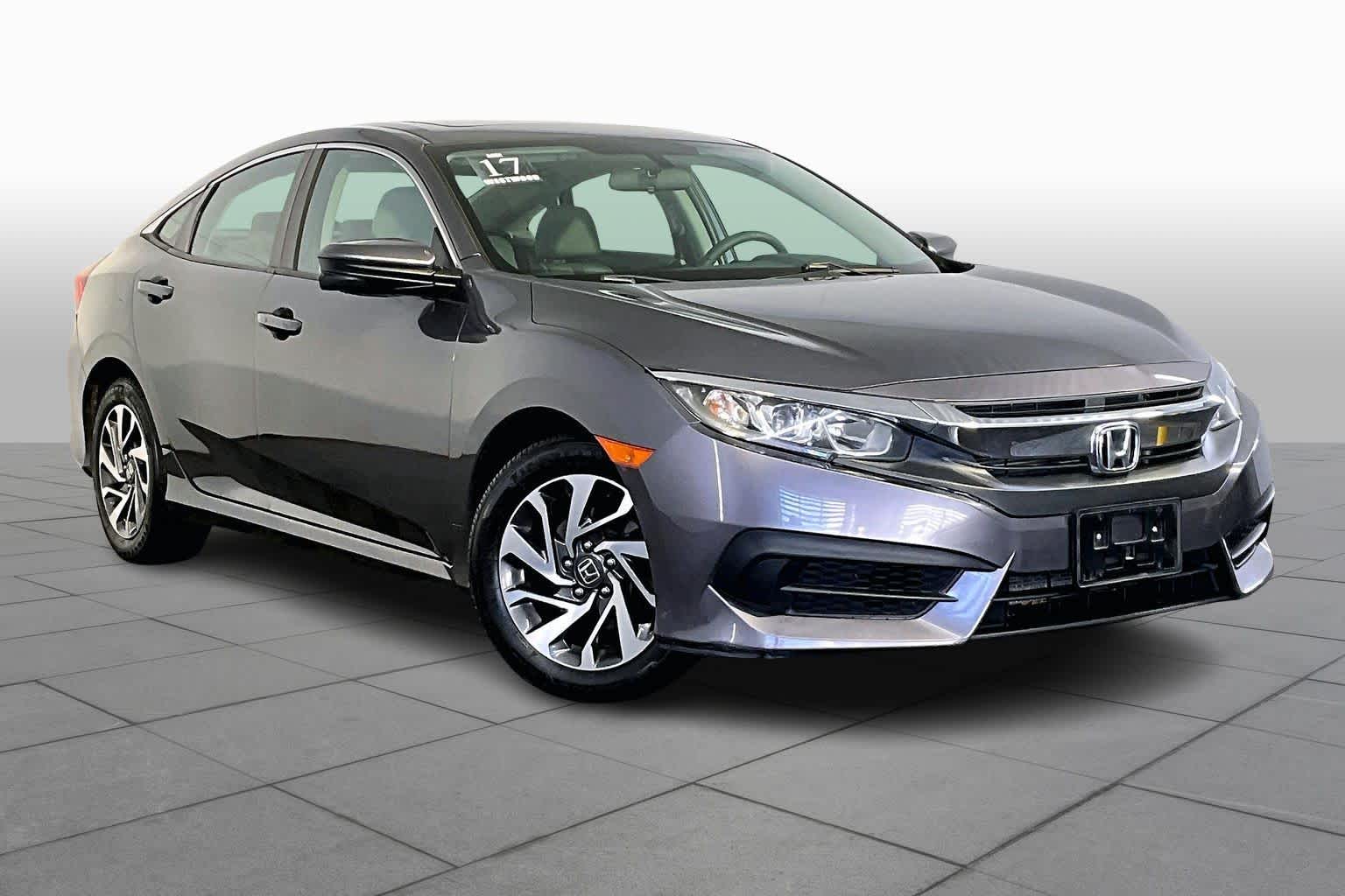 2017 Honda Civic EX photo 2