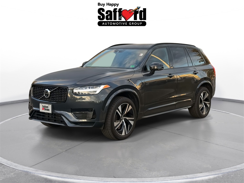 2021 Volvo XC90 R-Design's photo