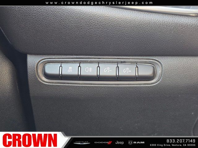 2025 Fiat 500e La Prima photo 18