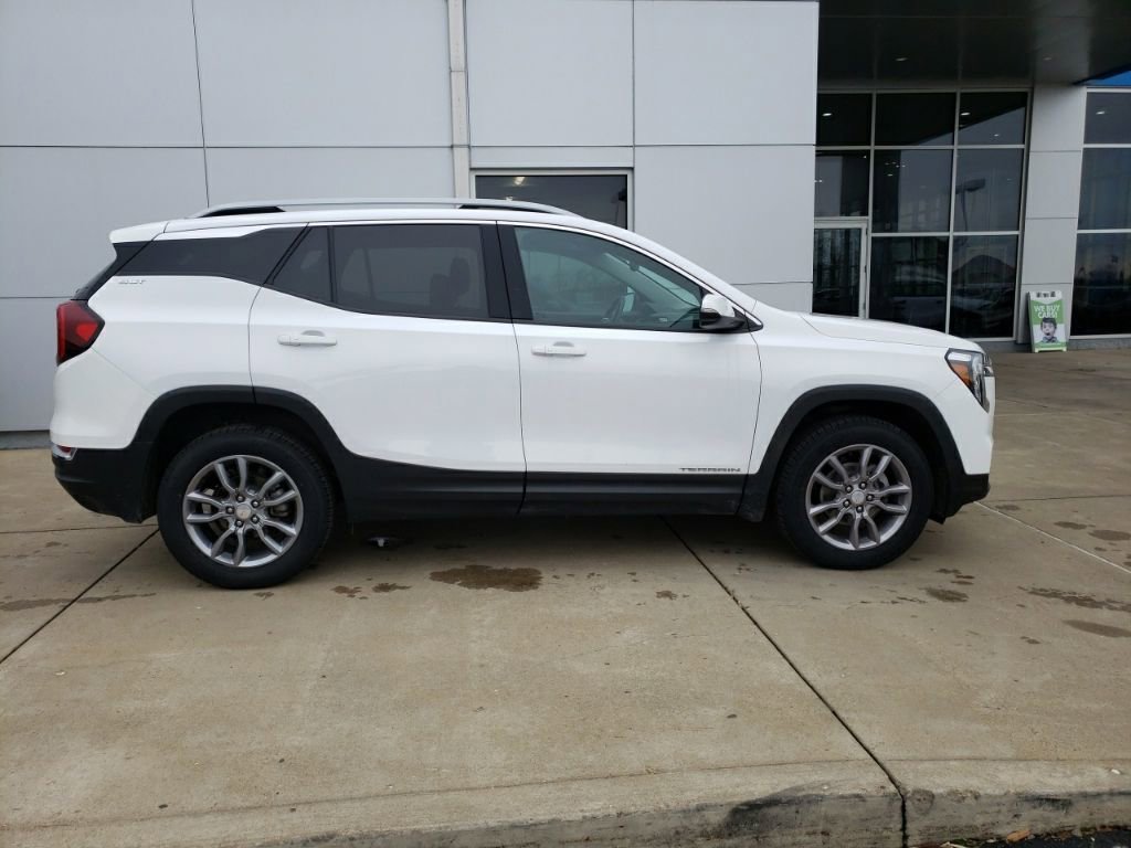 2022 Gmc Terrain SLT photo 3