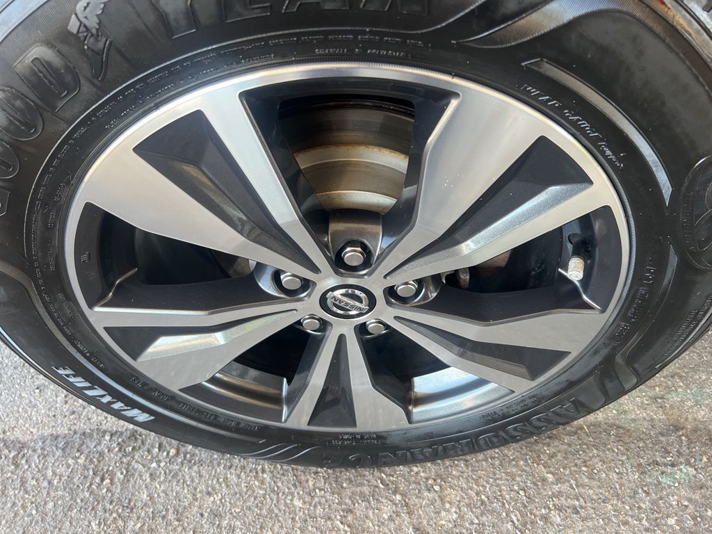 2019 Nissan Murano SV photo 39