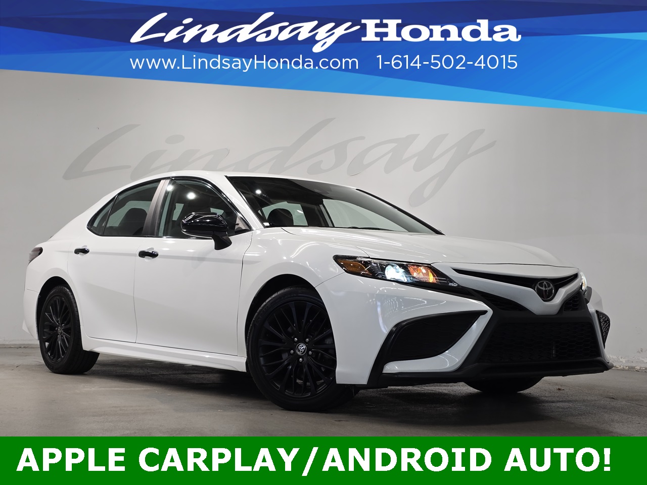 2021 Toyota Camry SE Nightshade's photo