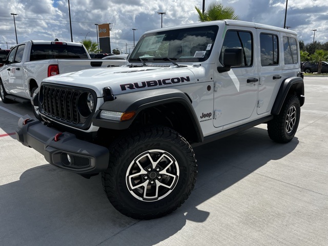 2025 Jeep Wrangler Rubicon photo 3