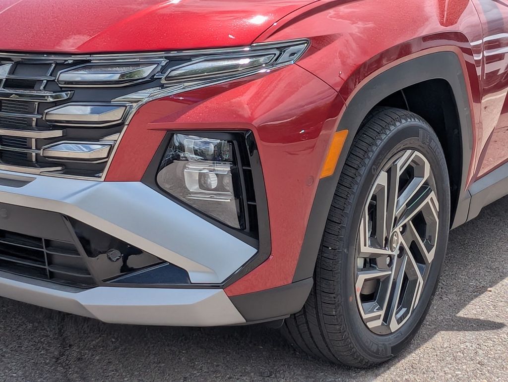 2025 Hyundai Tucson Limited photo 2