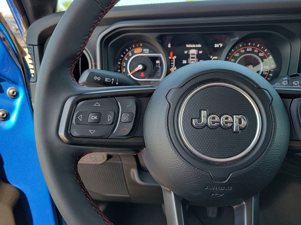 2024 Jeep Wrangler Rubicon photo 18